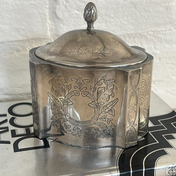 Vintage Godinger Silver-Plated Jewelry Box with Red Velvet Lining - Picture 3 of 11